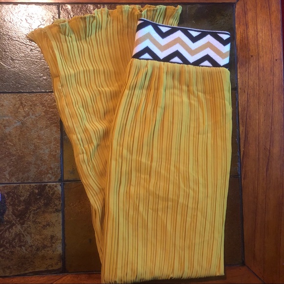 Anthropologie Dresses & Skirts - Anthropologie Lucy & Laurel Patula maxi skirt